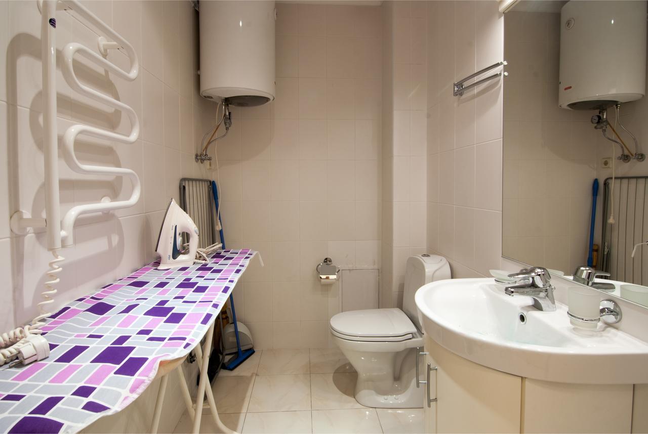 Home-Hotel Apartments-Mykhailivska Kiev Esterno foto