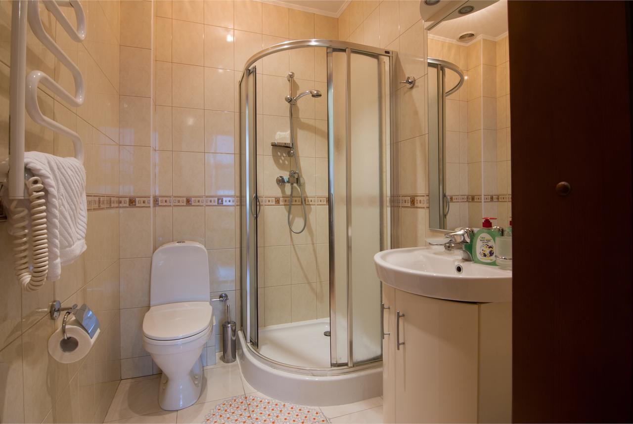 Home-Hotel Apartments-Mykhailivska Kiev Esterno foto